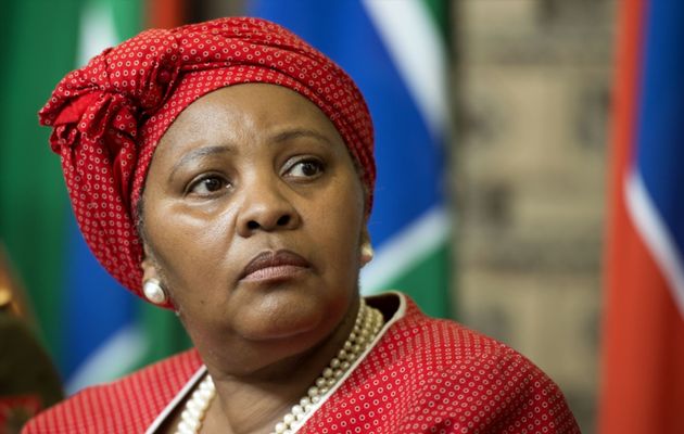 Minister van verdediging Mapisa Nqakula