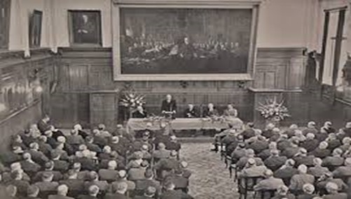 Harold Macmillan spreek albei kamers van die parlement toe Prent1